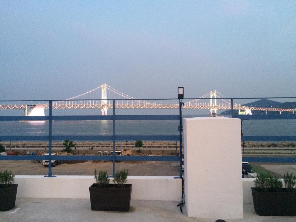 Bexco Hostel B&B Busan Exterior foto